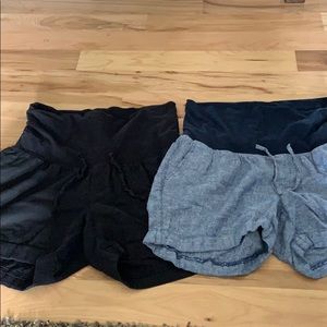 2 pairs Old Navy maternity shorts